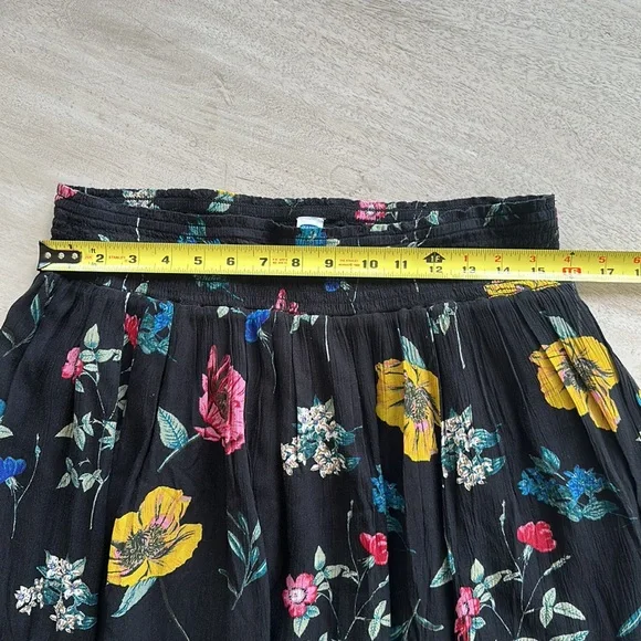 New Old Navy Skirt Large - Picture 13 of 13